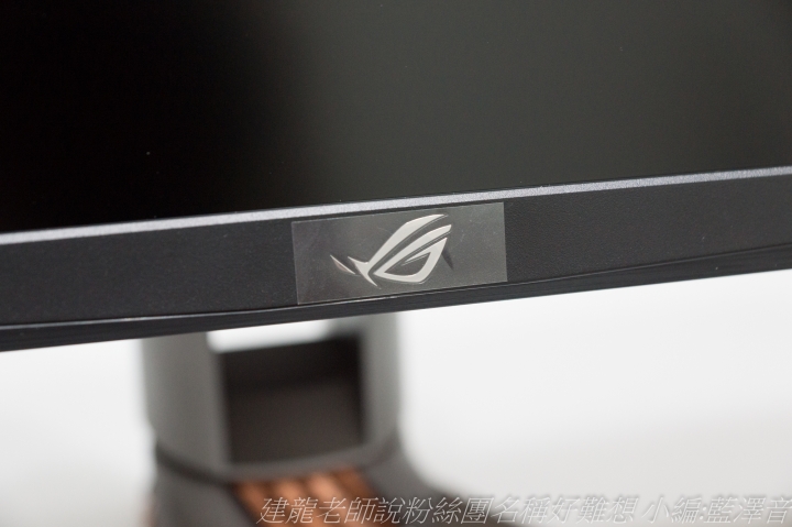 ROG SWIFT PG27UQ 輕開箱