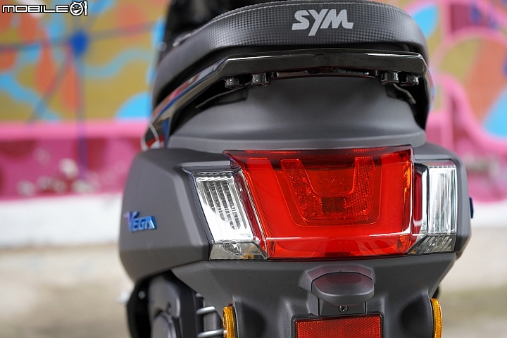 SYM VEGA 125 試駕 新潮外形實用兼具