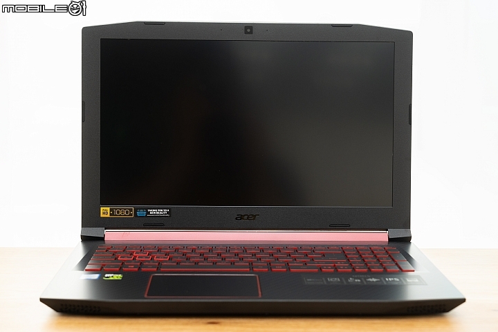 Acer Nitro 5 類電競筆電 平衡工作與娛樂需求