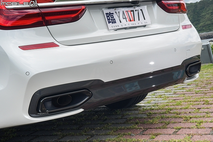 BMW 740i M Sport 赤子心旗艦試駕,動感十足卻又不失格局!