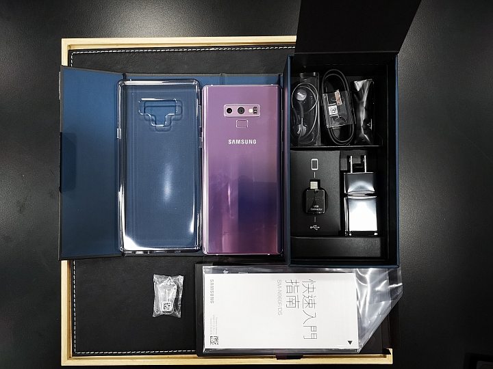 Note9 開箱照片分享 - 很粉嫩青春的手機