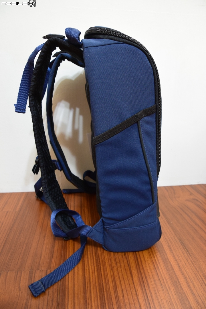 【開箱】德國 Pinqponq Cubik Small Backpack (Astral Blue)