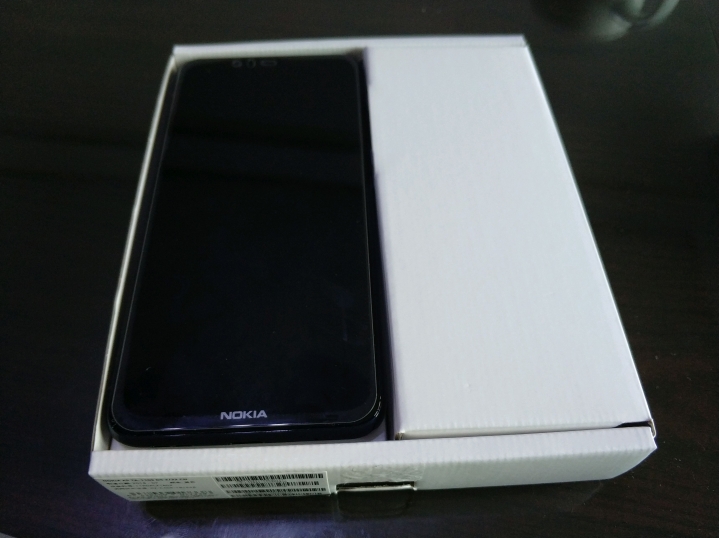 Nokia x5(5.1 plus)波羅的海藍開箱