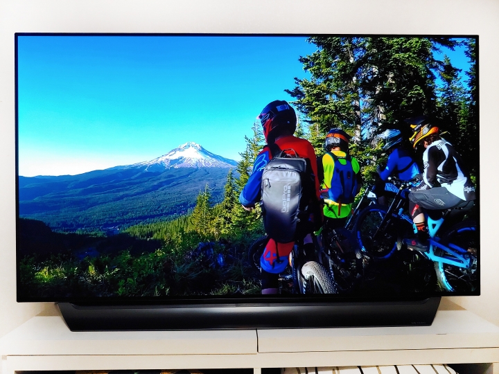 單身首選！LG OLED C8開箱