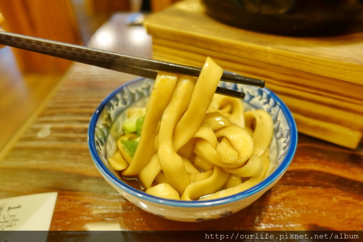 台中北區．酸麻辣爽好開胃的四川醋溜涼粉@阿二麻辣食堂