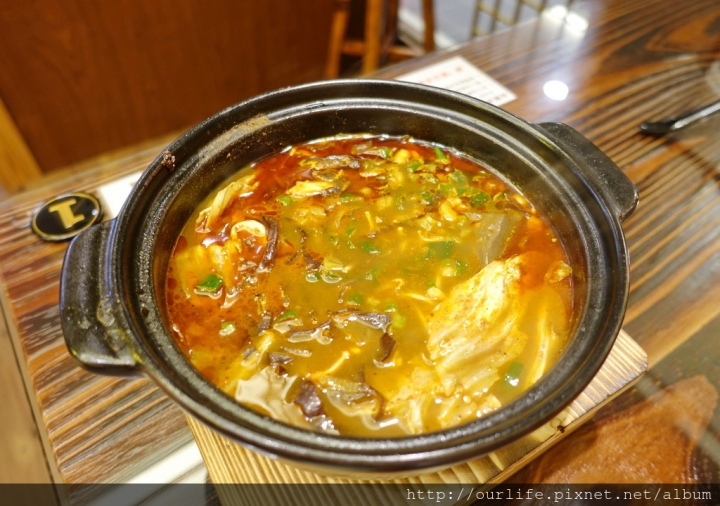 台中北區．酸麻辣爽好開胃的四川醋溜涼粉@阿二麻辣食堂