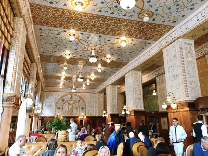 【Czech．食】美味布拉格(上)世界最美咖啡館Café Imperial與市民會館餐廳