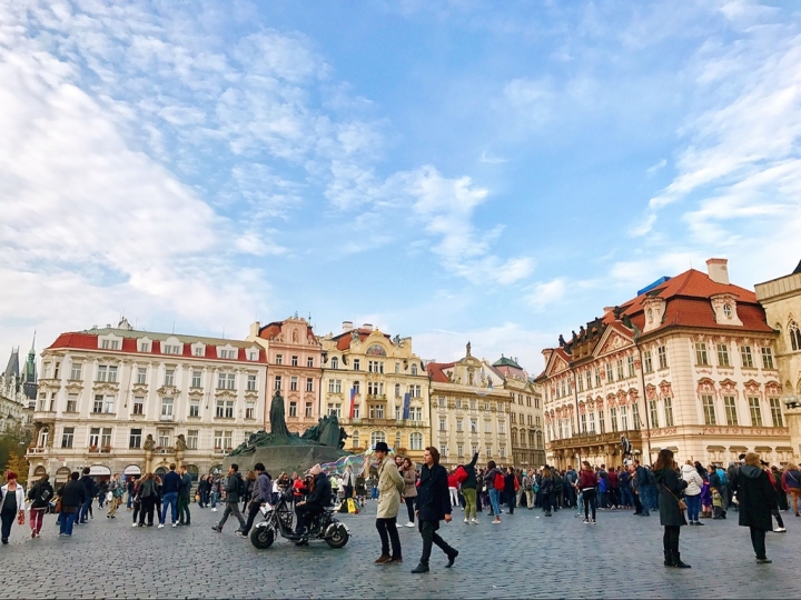 【Czech．走跳】慢遊布拉格舊城廣場、天文鐘、火藥塔、猶太區與露天市集