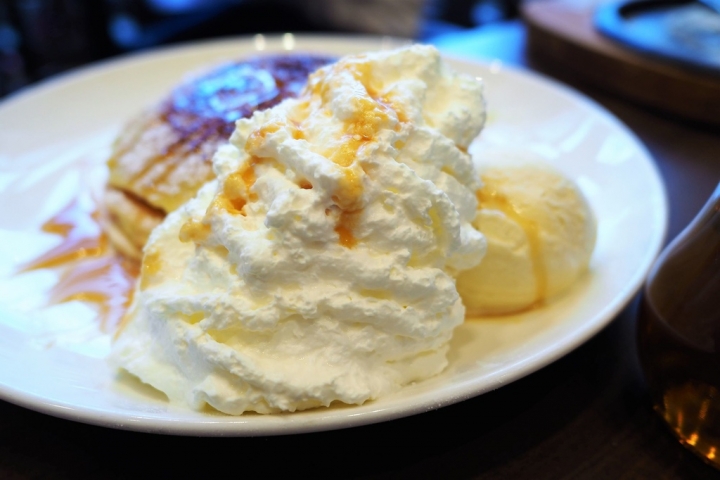 【台北信義區 | 餐廳】乘載著夏威夷的熱情與獨特風味☀KUA `AINA (微風信義店)