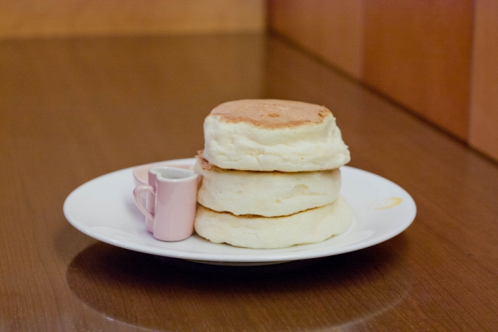 【美食。食記】東京 北千住 至今依舊心中第一的鬆餅 茶香 甜點 咖啡店 推薦