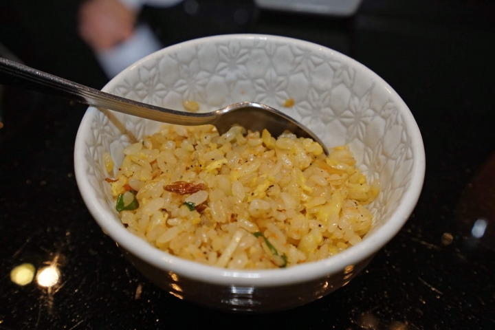 [食記] 墨賞鐵板燒。在法式時尚氛圍裡品嚐日本和牛、白蘭地櫻桃鴨胸。約會餐廳、慶生、中秋聚餐推薦--活波士頓龍蝦海陸套餐、花尾蝦海陸套餐!
