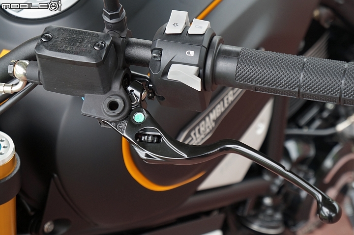DUCATI SCRAMBLER 1100 Sport 公路硬漢全面進化