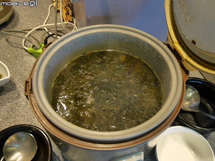 長腳蟹 + 蟹膏炒飯吃到飽，豐盛的午餐 - 韓國釜山+大邱4日遊遊記 Day1 Part4
