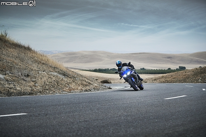 【海外快訊】R-DNA 延續 2019 YAMAHA YZF-R125 大改款發表！