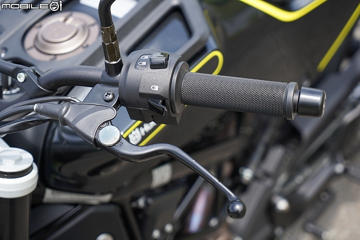 HUSQVARNA SVARTPILEN 401 百年車廠的前衛新作