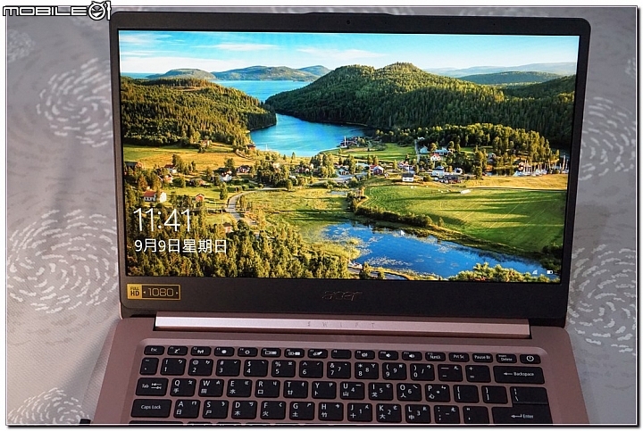 【開箱分享】上學去! Acer Swift 1 SF114-32 14吋 筆電 (粉紅櫻)