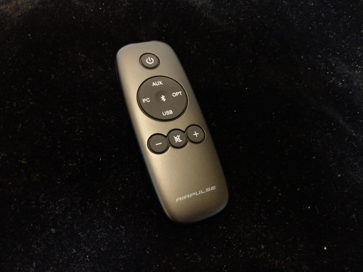 Edifier AIRPULSE A100 不專業開箱與聆聽心得