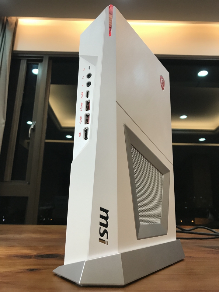 MSI Trident 3 海神戟x猛毒 Crossover 實戰開箱