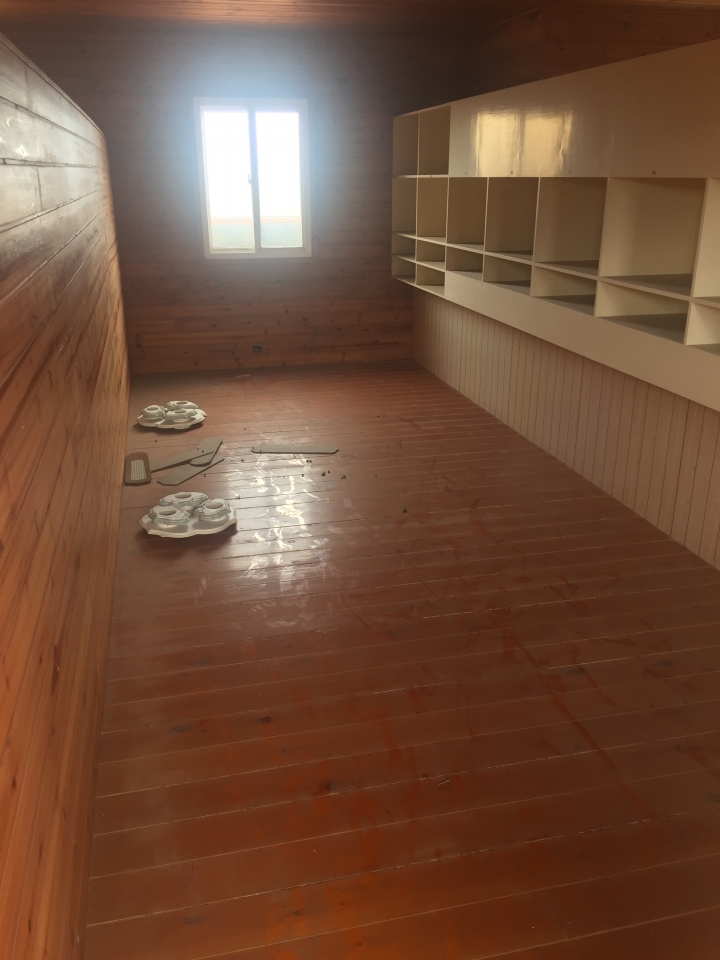 屋頂加蓋木屋拆除