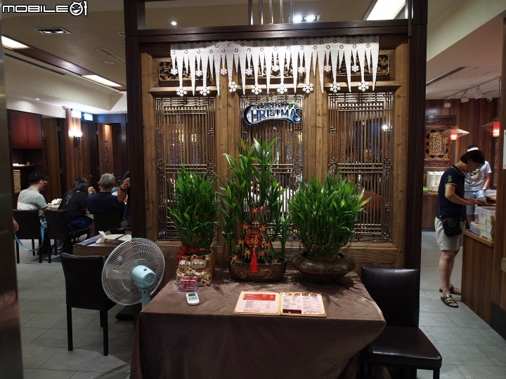 [食記] 臺北市 文山區 人从众牛排 -- 夜市中的厚切牛排