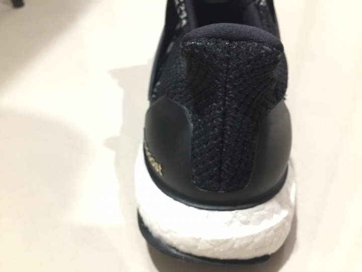 ultra boost 2.0 求鑑定真假