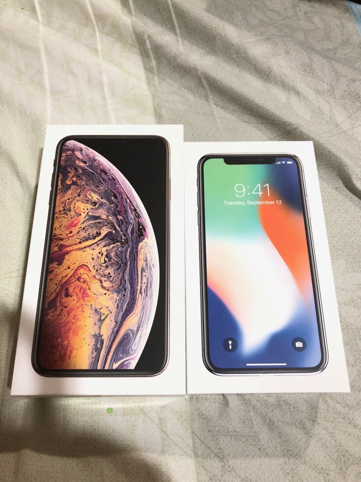 iPhone XS Max 金色開箱～～