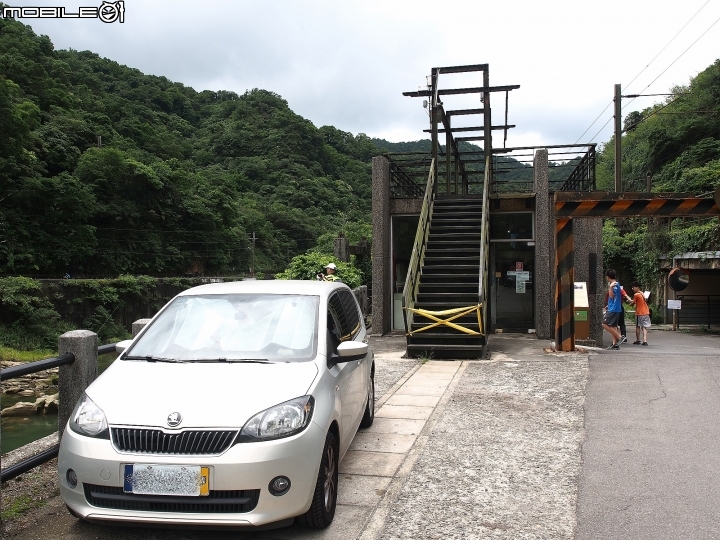 新北市 瑞芳 猴硐貓村-- 想找貓兒療癒的，請來這裡!