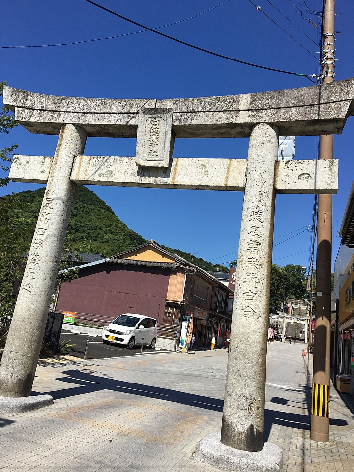 【日本福岡推薦】倪倪愛旅遊之日本福津市宮地浜海水浴場光之道沙灘
