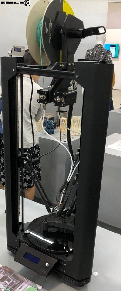 跟著吉吉看展覽 :  台中文化創意產業園區, 2018台灣設計展 : 軟:硬台灣設計展