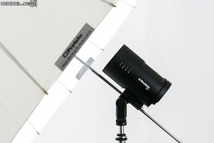 Profoto B10 外拍燈動手玩！LED 模擬燈加入可變色溫設計，藍牙搭配 APP 操作更精準！