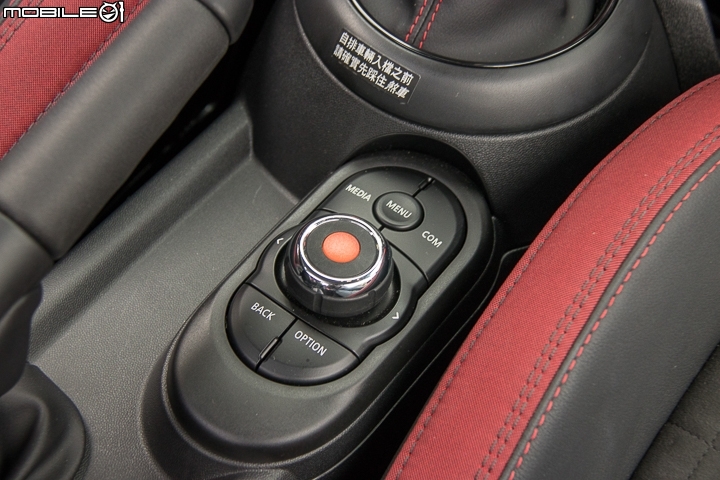 MINI John Cooper Works試駕報導 標準的Fun Car!