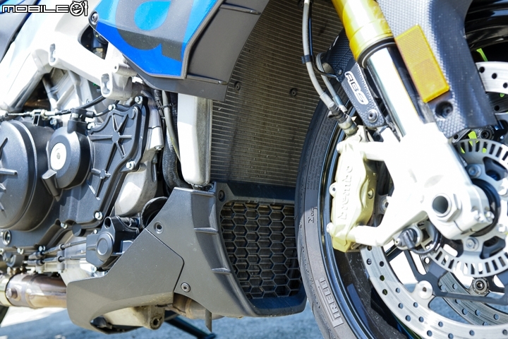 aprilia Tuono V4 RR 試駕 跑車靈魂裸裝上路