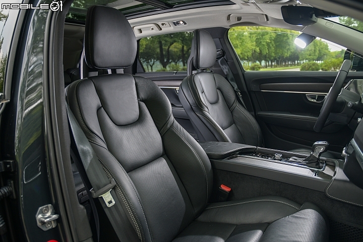 Volvo V90 Cross Country D5 Pro享受全能跨界頂級饗宴