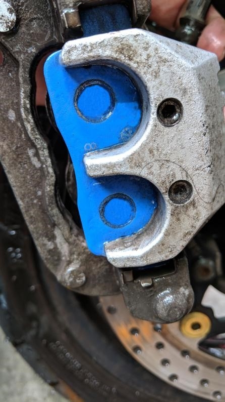 換上最近出現的Anchor煞車皮