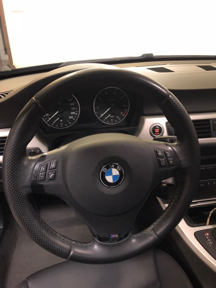 開老箱 - BMW 323I E90 十年二手車整理全紀錄