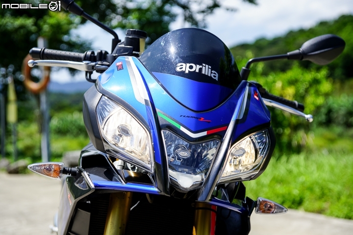 aprilia Tuono V4 RR 試駕 跑車靈魂裸裝上路