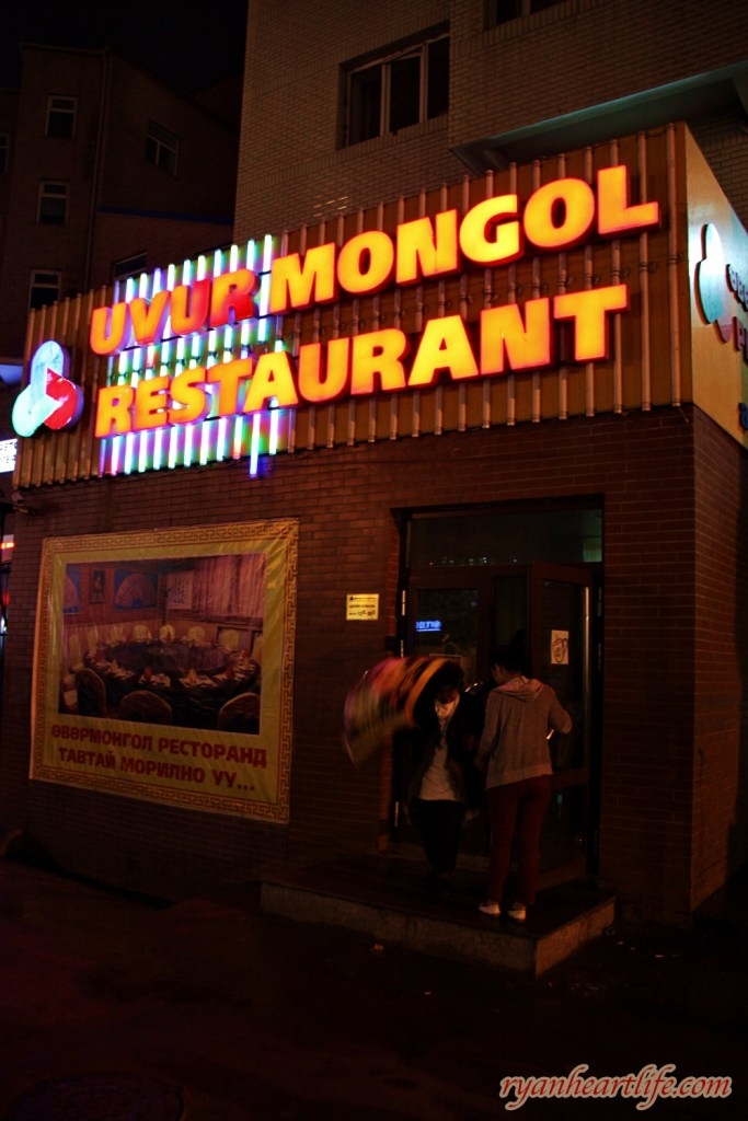 【外蒙古旅遊part1】世界最大的成吉思汗雕像、十三世紀蒙古風情園