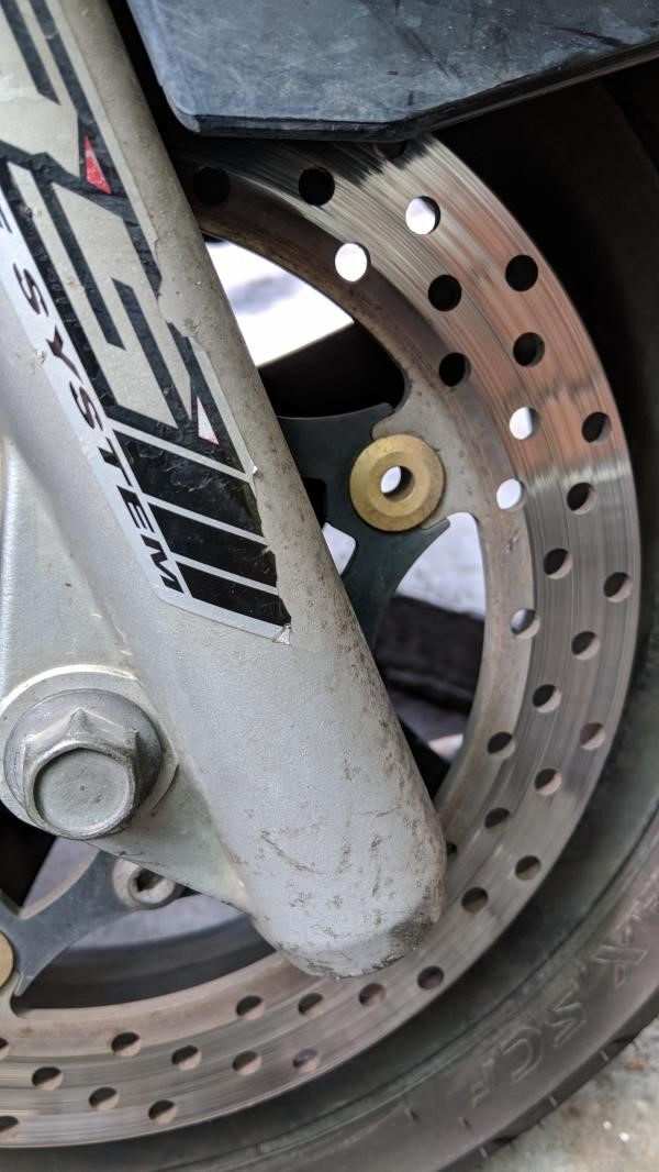 換上最近出現的Anchor煞車皮