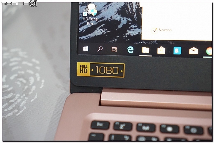【開箱分享】上學去! Acer Swift 1 SF114-32 14吋 筆電 (粉紅櫻)