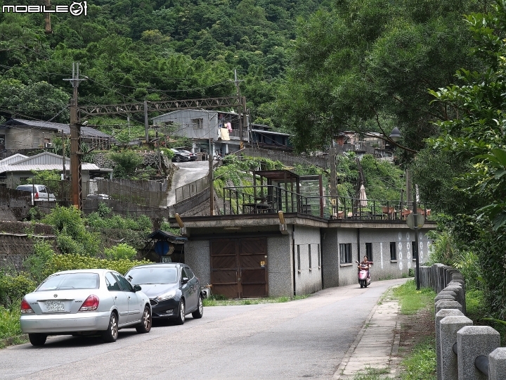 新北市 瑞芳 猴硐貓村-- 想找貓兒療癒的，請來這裡!