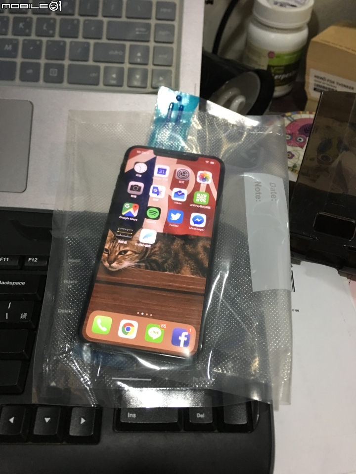 iPhone XS MAX 太空灰開箱