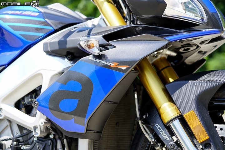 aprilia Tuono V4 RR 試駕 跑車靈魂裸裝上路