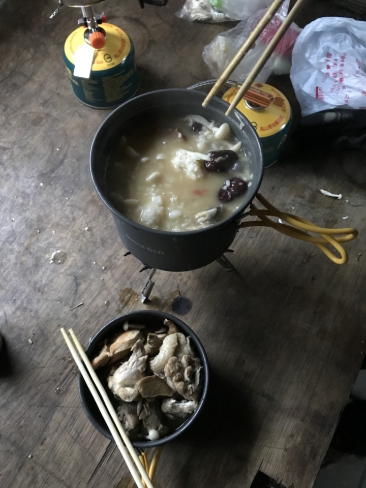 南湖三天怎麼走比較完美？馬比杉山是不錯的選擇~(2018/8/22~24)