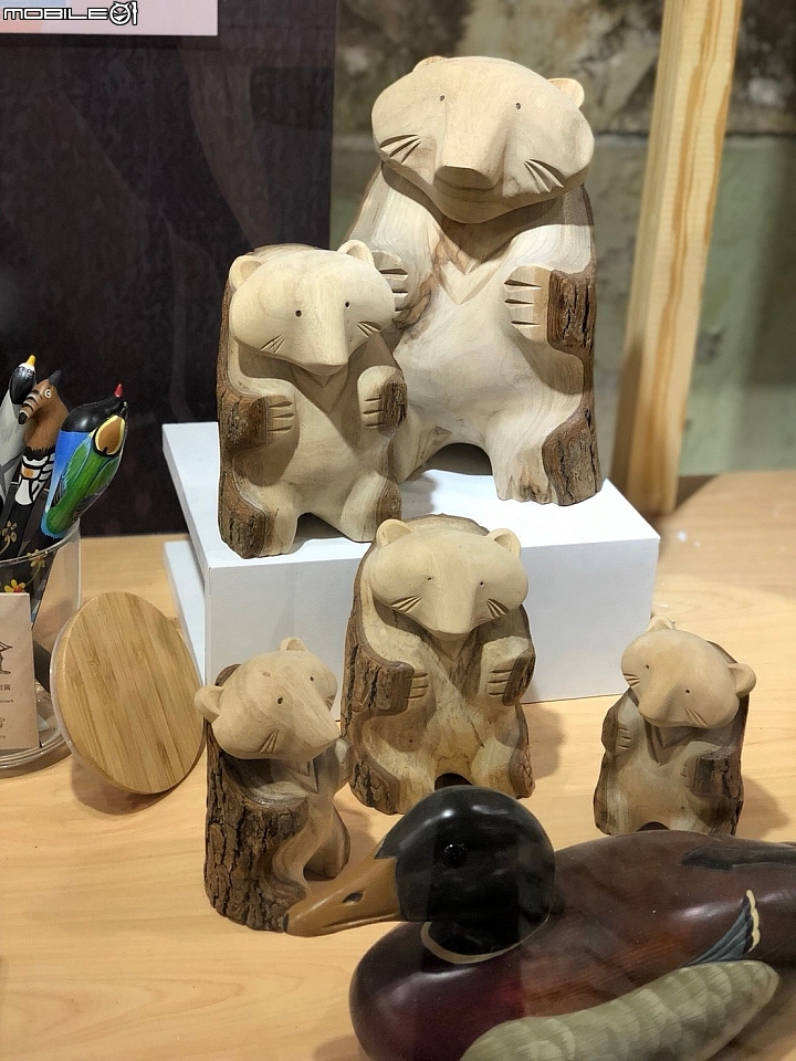 跟著吉吉看展覽 :  台中文化創意產業園區, 2018台灣設計展 : 軟:硬台灣設計展