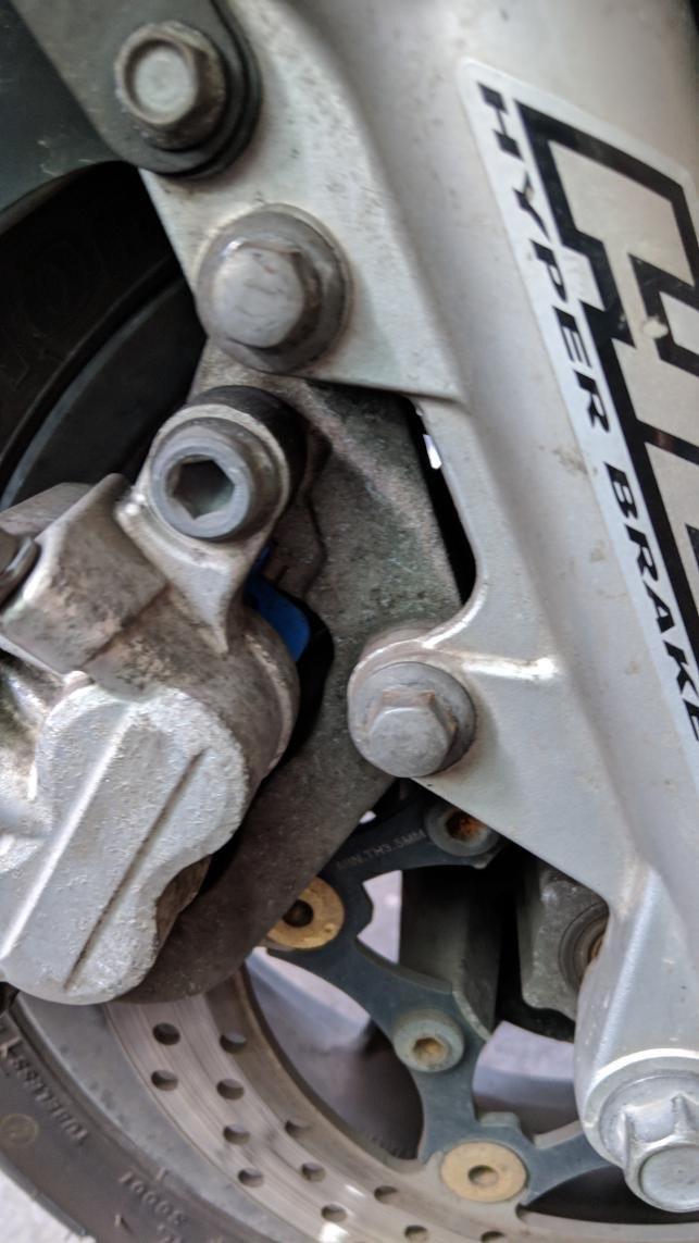 換上最近出現的Anchor煞車皮