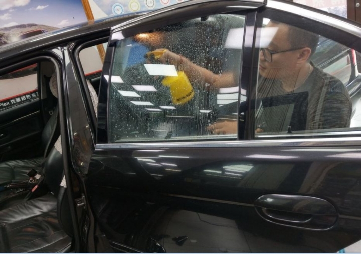 【開箱】BMW E39安裝南亞冰酷N40