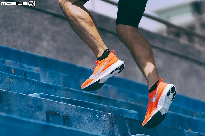 疾速再升級！Nike年度旗艦跑鞋雙登場 Zoom Vaporfly 4% Flyknit與Zoom Fly Flyknit實穿分享