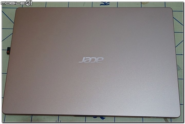 【開箱分享】上學去! Acer Swift 1 SF114-32 14吋 筆電 (粉紅櫻)