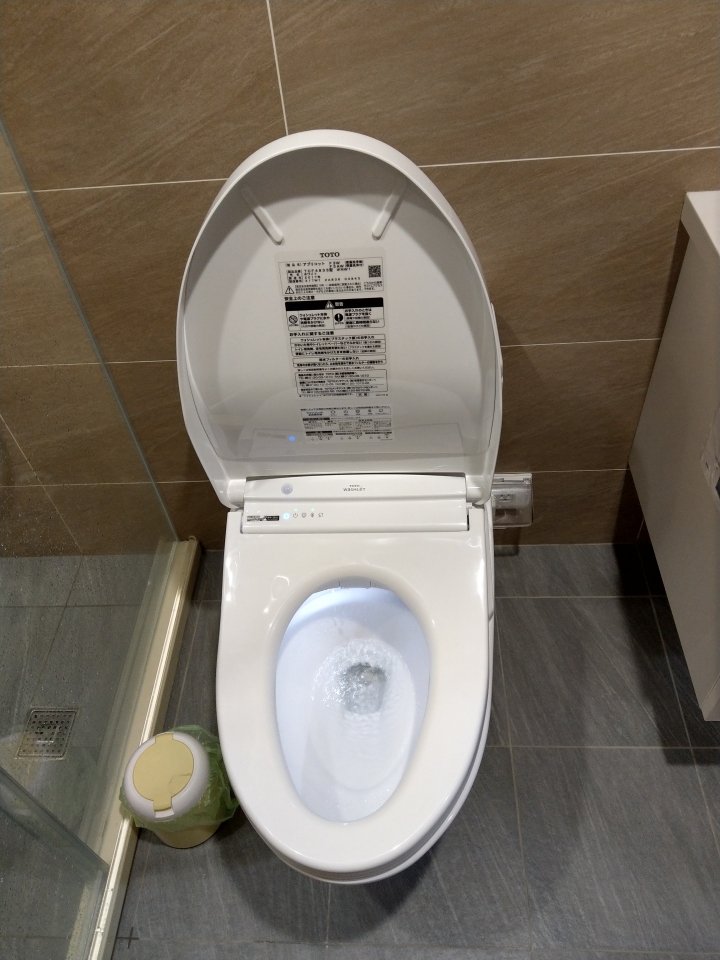 TOTO馬桶CW288SGU安裝自動沖水器