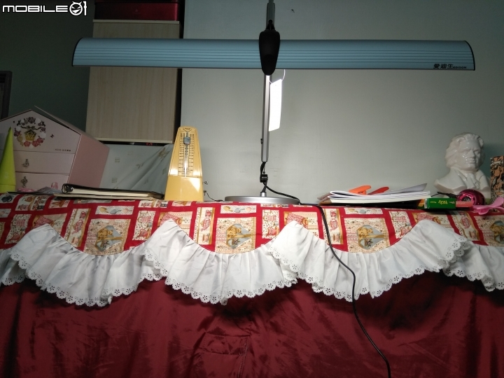 愛迪生T5雙臂檯燈 開箱